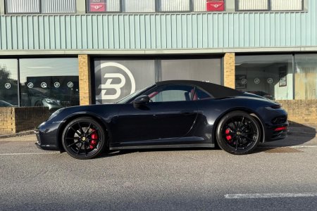 PORSCHE