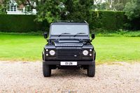 LAND ROVER DEFENDER 90