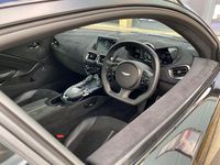 ASTON MARTIN VANTAGE