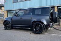LAND ROVER DEFENDER 110